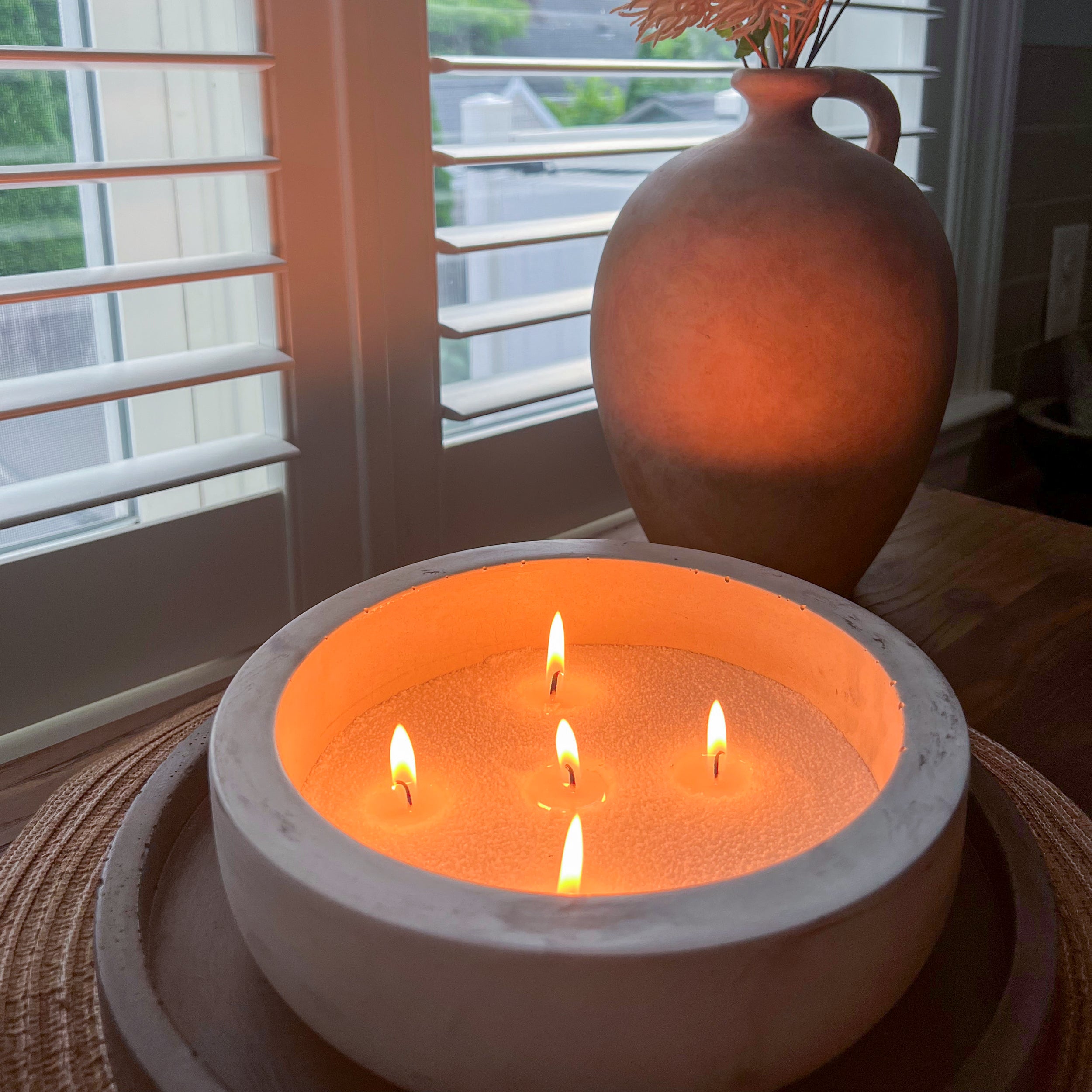 Vela Classic Concrete Candle Vessel