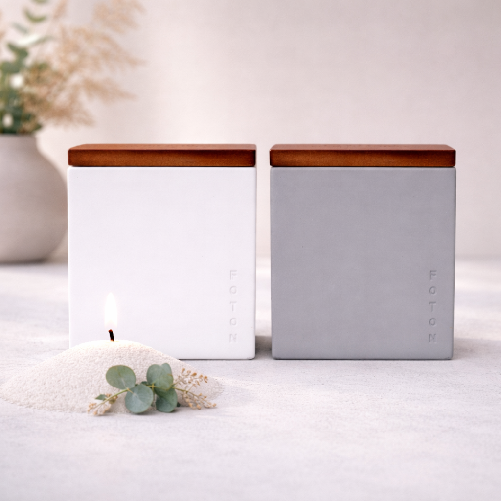 The Minimalist Mom Duo